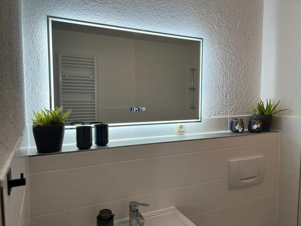 Apartment Juna Mit Tg Stellplatz Leipzig